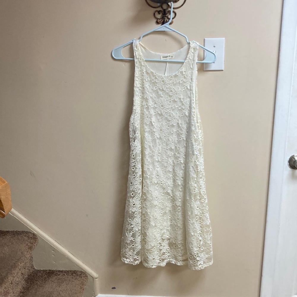 Girls sleeveless cream colored lace summer dress